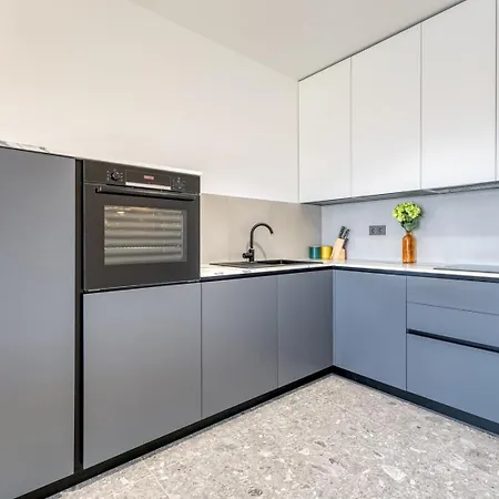 New Modern Mima Apartment