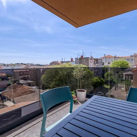 New Modern Mima * بولا