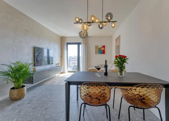 Apartment New Modern Mima