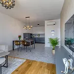 Lejlighed New Modern Mima