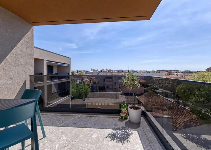 New Modern Mima Apartament *